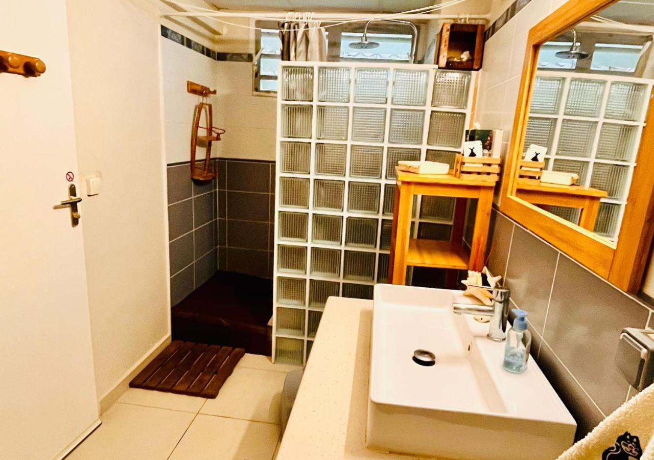Studio Emeraude - Vue Mer - 6 Personnes Le Moule Luaran gambar